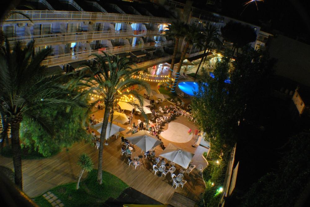 Hotel Apartamentos Solimar Calafell Exteriér fotografie