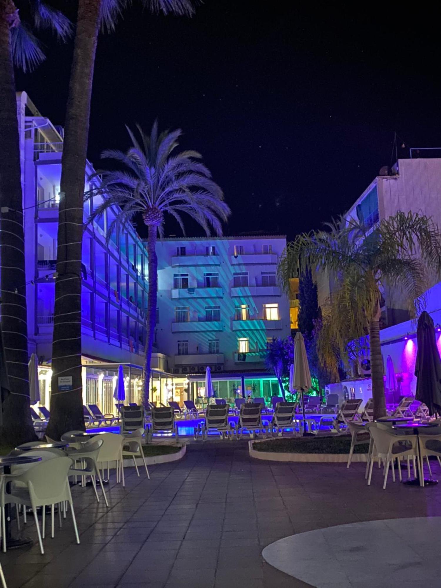 Hotel Apartamentos Solimar Calafell Exteriér fotografie