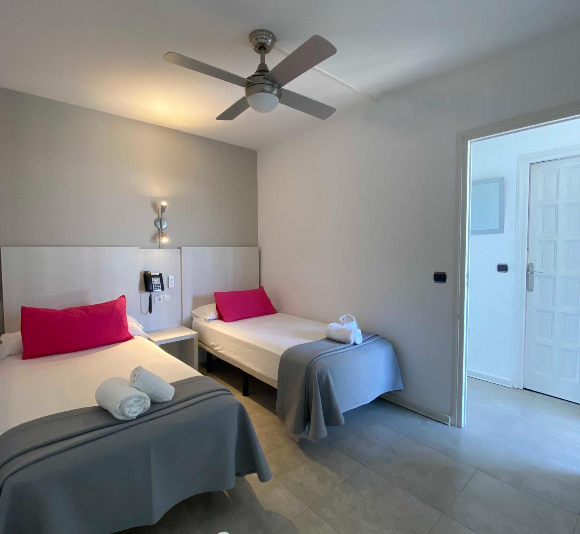 Hotel Apartamentos Solimar Calafell Exteriér fotografie