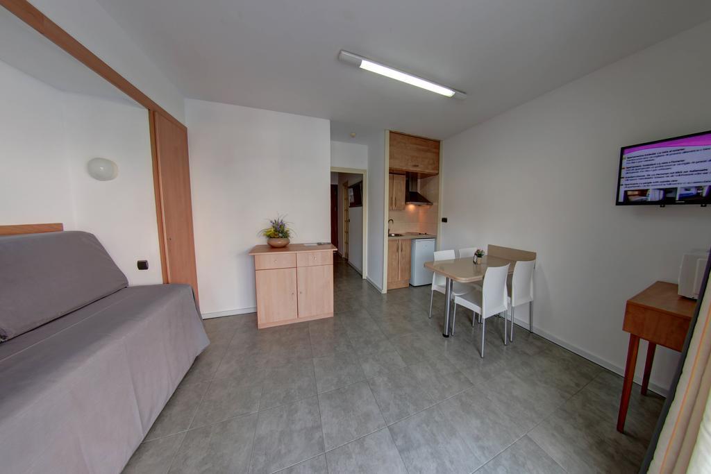 Hotel Apartamentos Solimar Calafell Exteriér fotografie